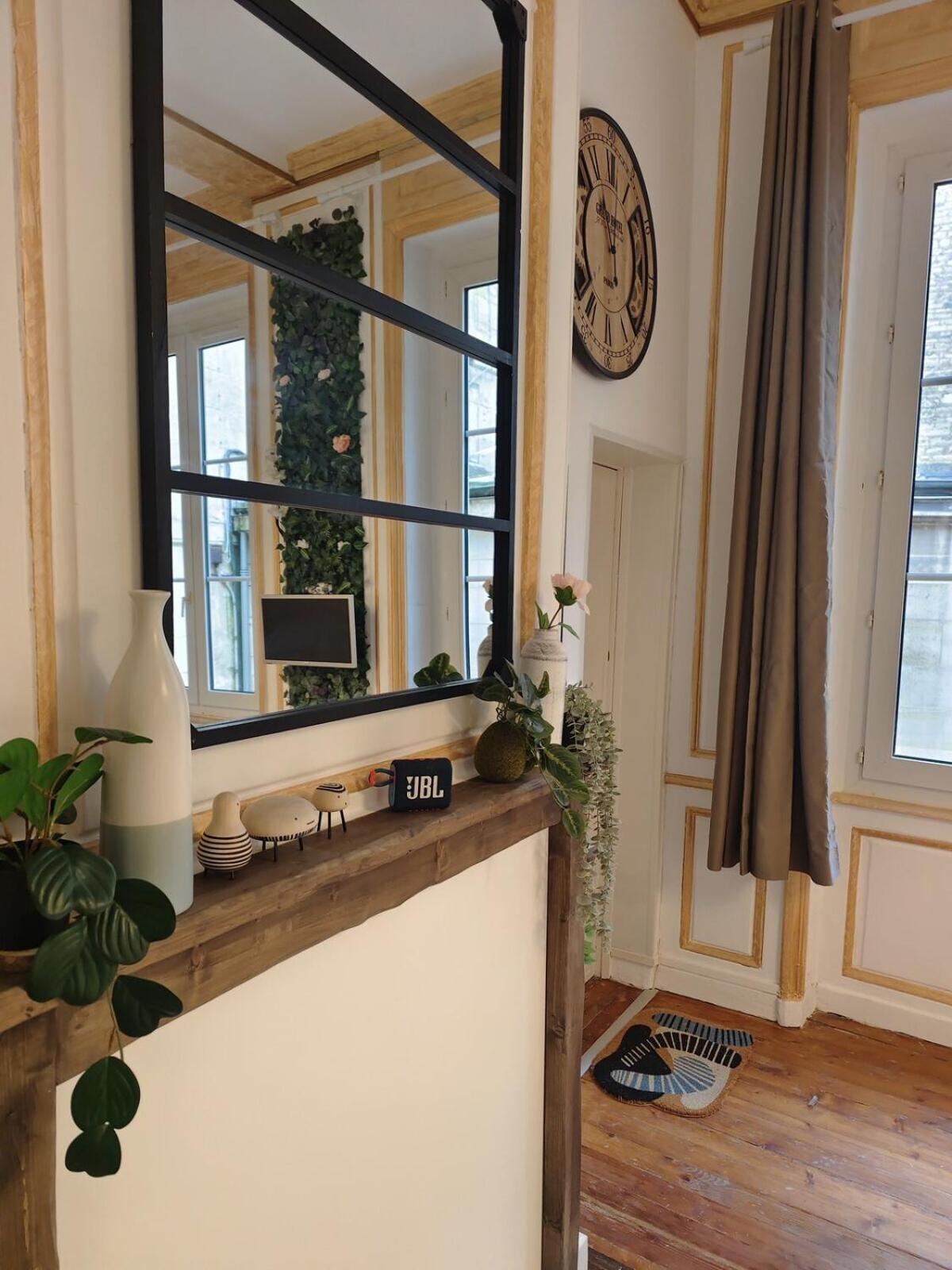 カーンStudio Lumineux Et Fleuri Idealement Situeアパートメント エクステリア 写真